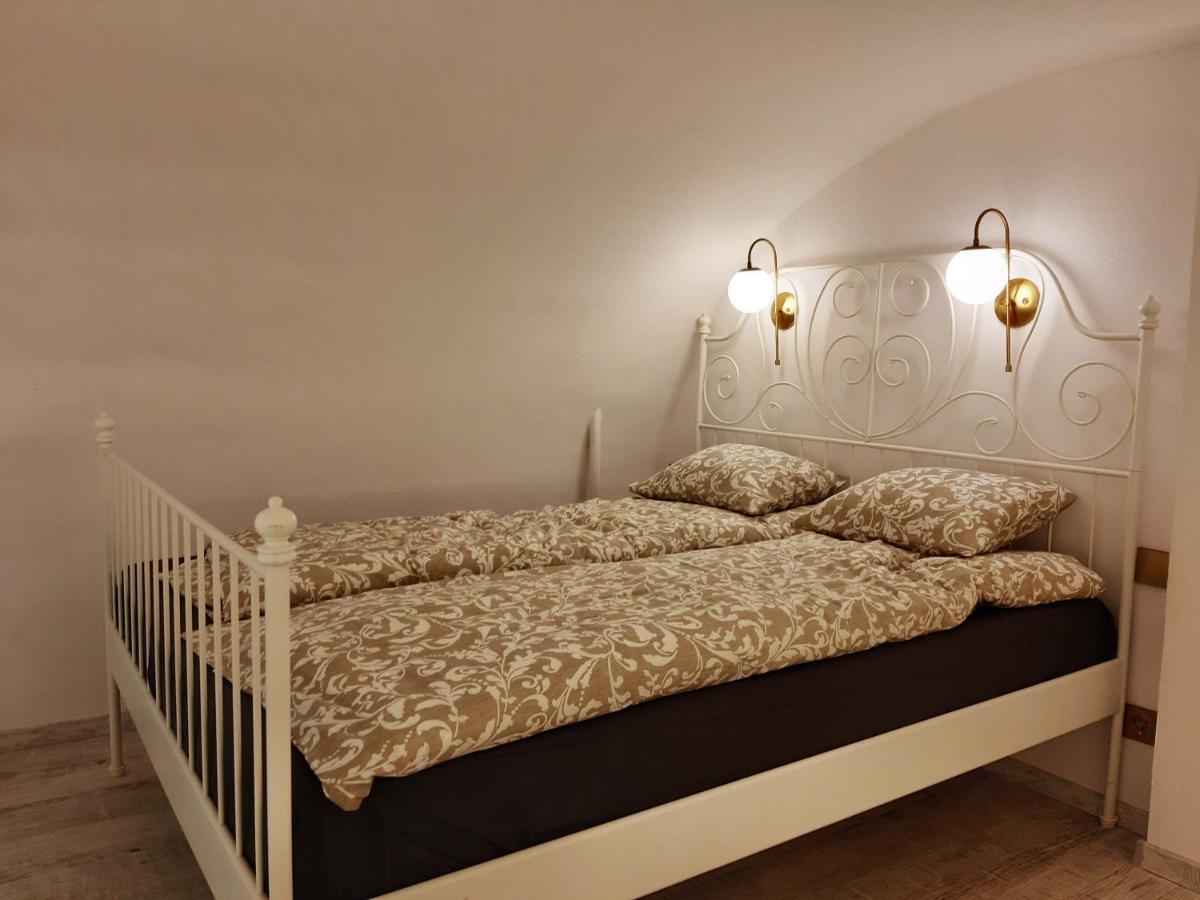 Danube Elegance Apartment Budapest Eksteriør billede